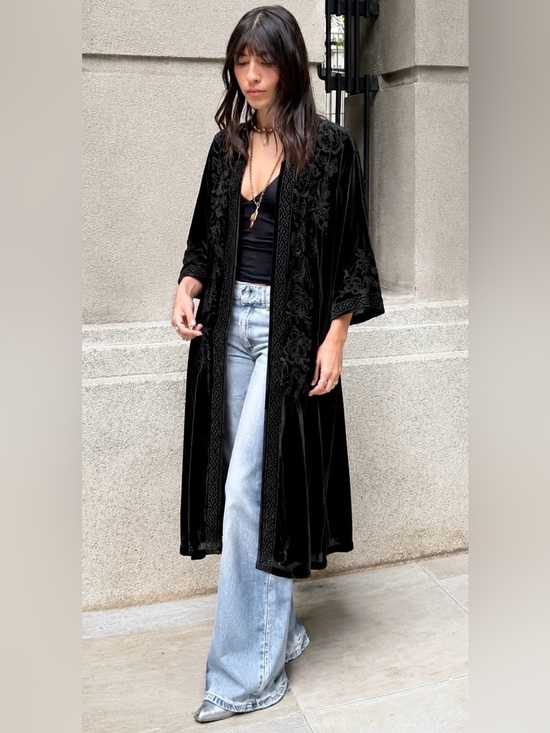 Johnny Was Jackets & Blazers - Johnny Was Black Velvet Floral Embroidered Bell Sleeve Kimono Duster Cardigan